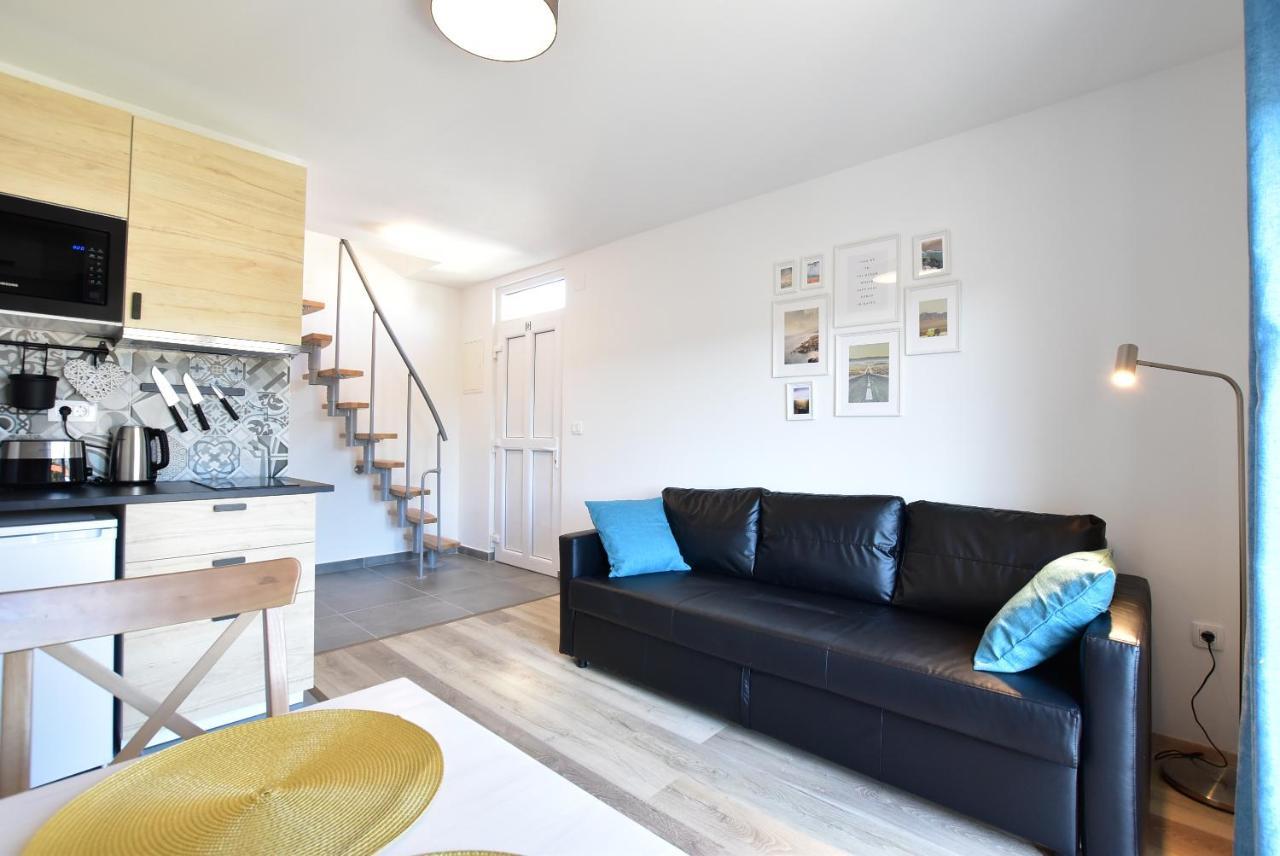 Olive Tree Apartment Стари Град Екстериор снимка